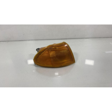 Optique avant secondaire droit (feux)(clignotant) OPEL ASTRA F Photo n°1
