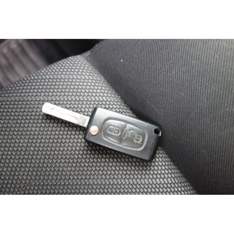 Leve vitre electrique avant droit PEUGEOT 207 Photo n°16