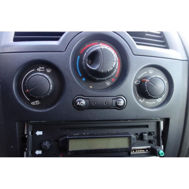 Porte avant droit RENAULT MEGANE 2 Photo n°3