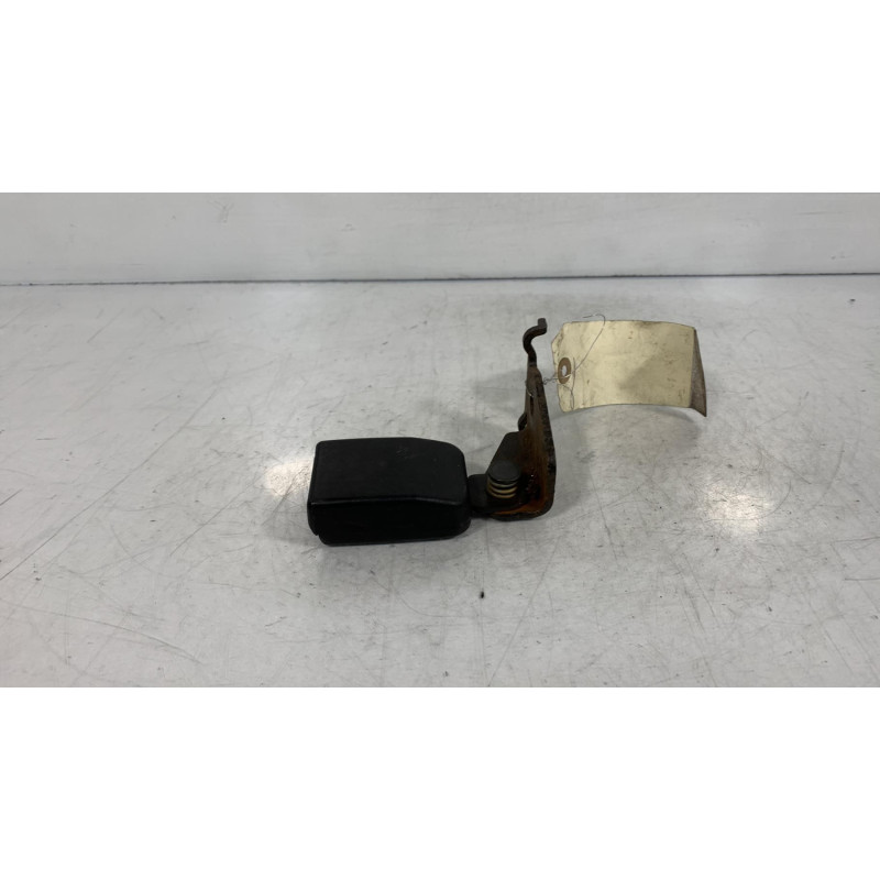 Attache ceinture arriere droit RENAULT MEGANE 2 Photo n°1