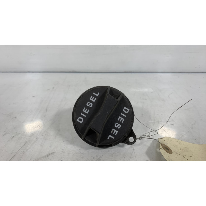 Bouchon de carburant KIA CEE-D 2 Photo n°3