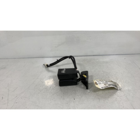 Attache ceinture arriere gauche KIA CEE-D 2 Photo n°1