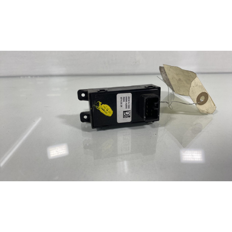 Interrupteur de leve vitre avant droit KIA CEE-D 2 Photo n°2