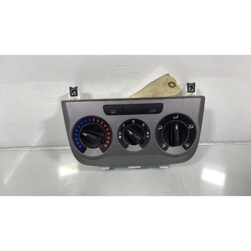 Commande chauffage FIAT PUNTO 3 Photo n°2