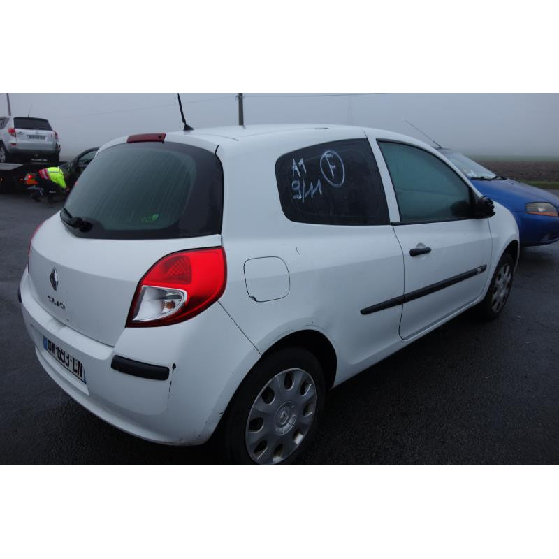 Leve vitre electrique avant gauche RENAULT CLIO 3 Photo n°5