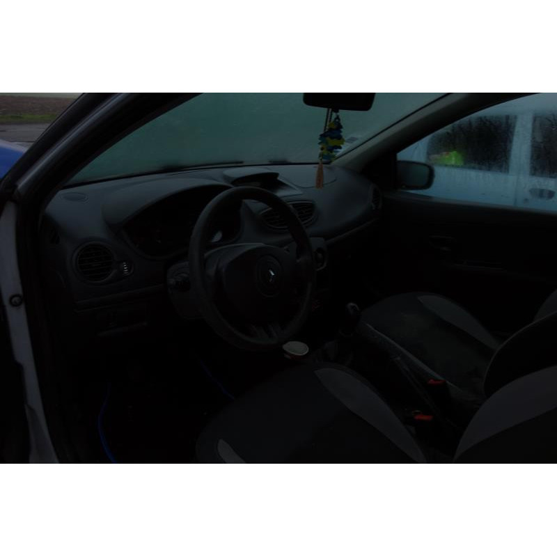 Leve vitre electrique avant gauche RENAULT CLIO 3 Photo n°7