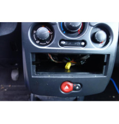 Leve vitre electrique avant gauche RENAULT CLIO 3