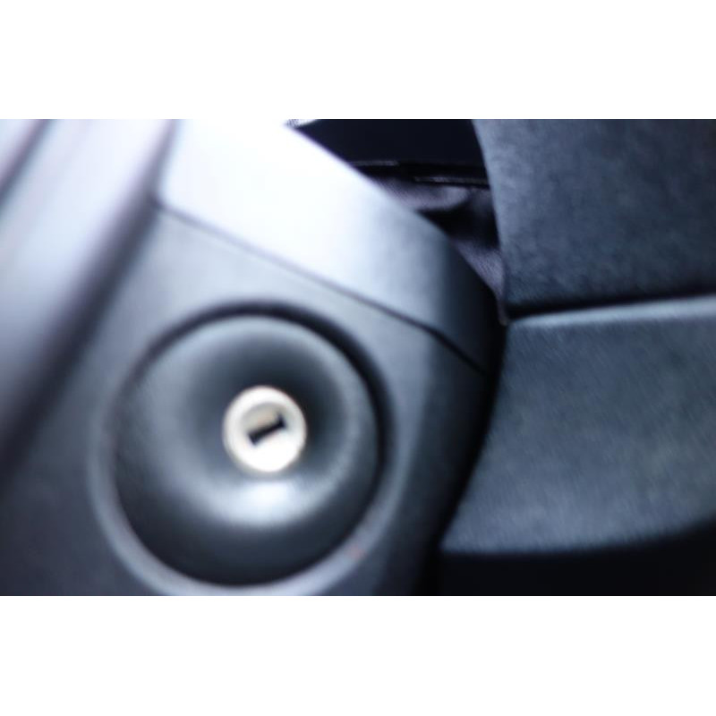 Leve vitre electrique avant gauche RENAULT CLIO 3 Photo n°10