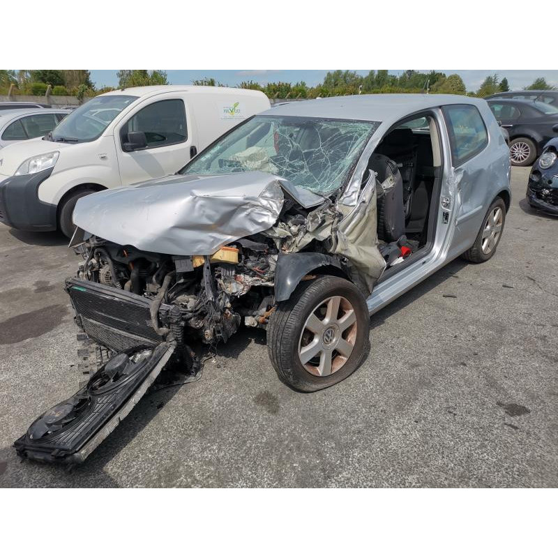 Feu arriere secondaire droit (feux) VOLKSWAGEN GOLF 5 Photo n°4