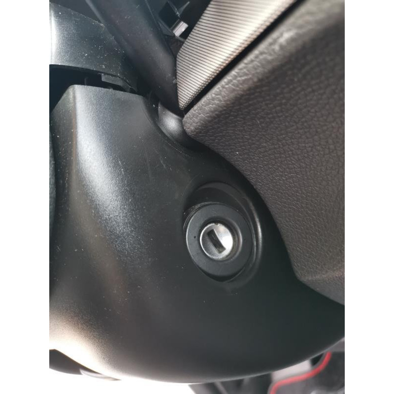 Feu arriere secondaire droit (feux) VOLKSWAGEN GOLF 5 Photo n°10