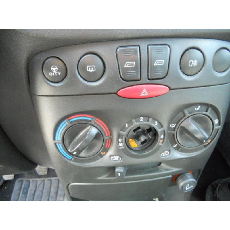Serrure avant gauche FIAT PUNTO 2 Photo n°9