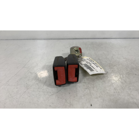 Attache ceinture arriere gauche SEAT LEON 2 Photo n°1