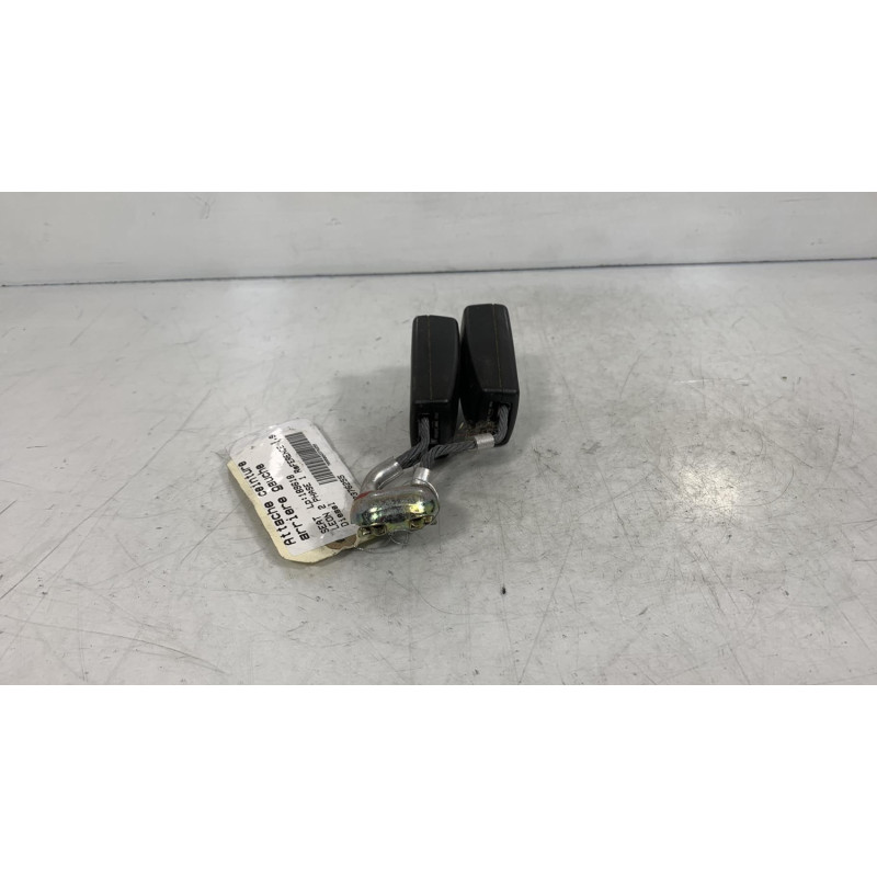 Attache ceinture arriere gauche SEAT LEON 2 Photo n°3