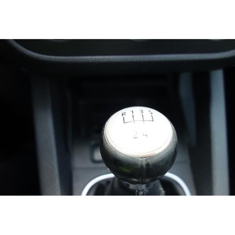 Triangle avant droit VOLKSWAGEN GOLF 5 Photo n°1