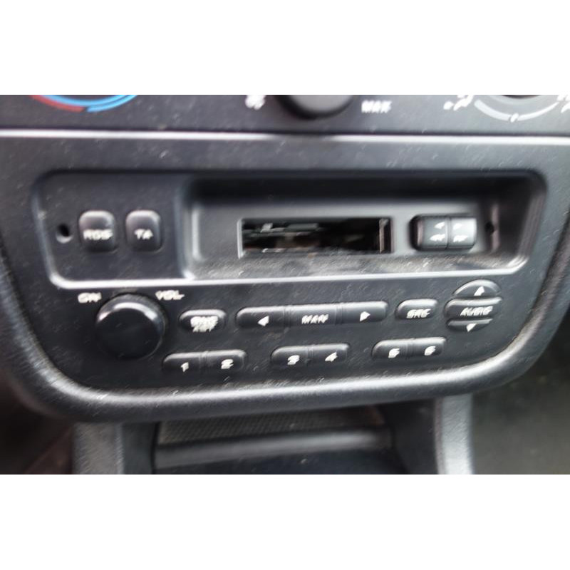 Ceinture arriere droit PEUGEOT 406 Photo n°9