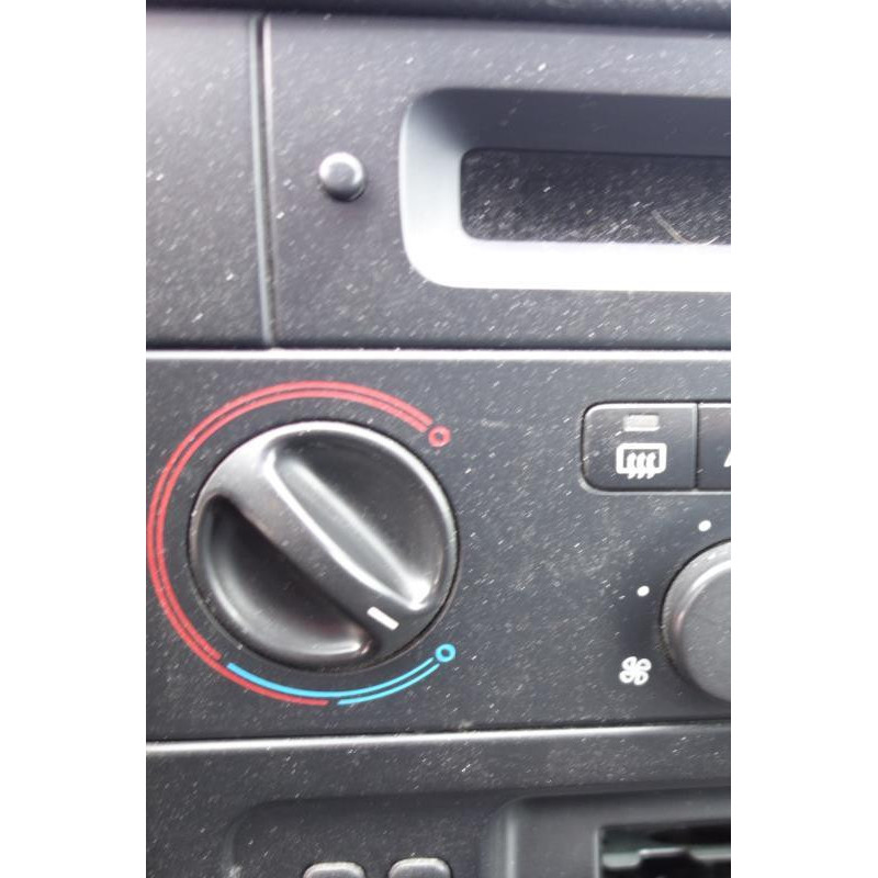 Ceinture arriere gauche PEUGEOT 406 Photo n°11