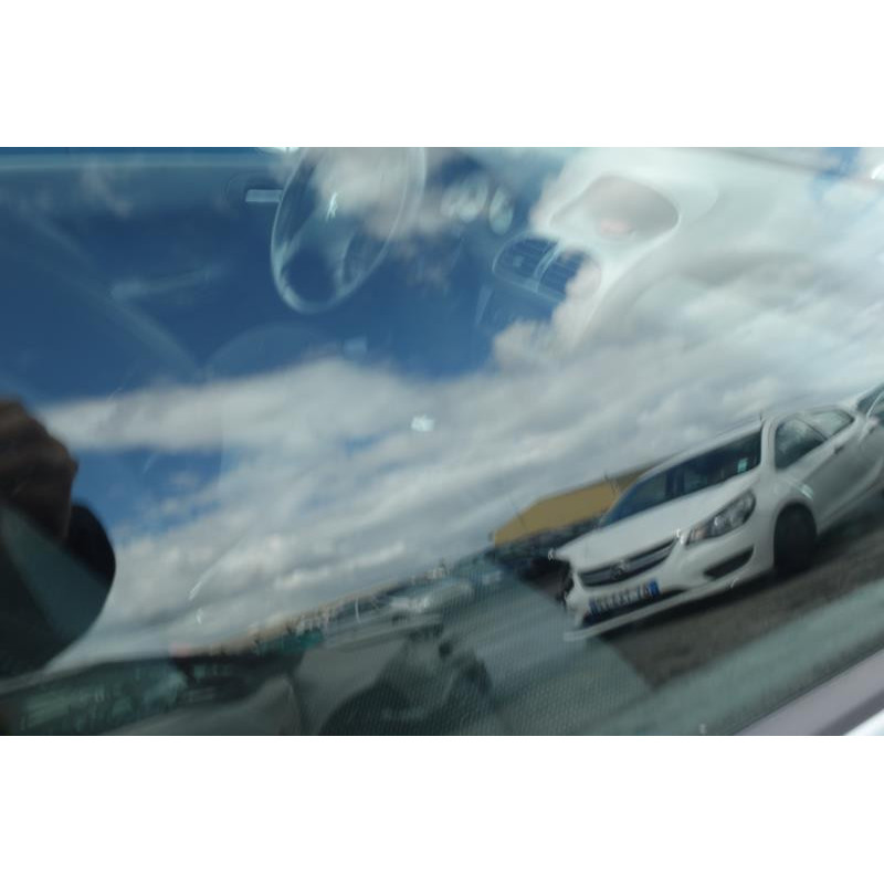 Pretensionneur de ceinture avant droit PEUGEOT 206 Photo n°8