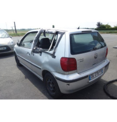 Serrure avant droit VOLKSWAGEN POLO 3