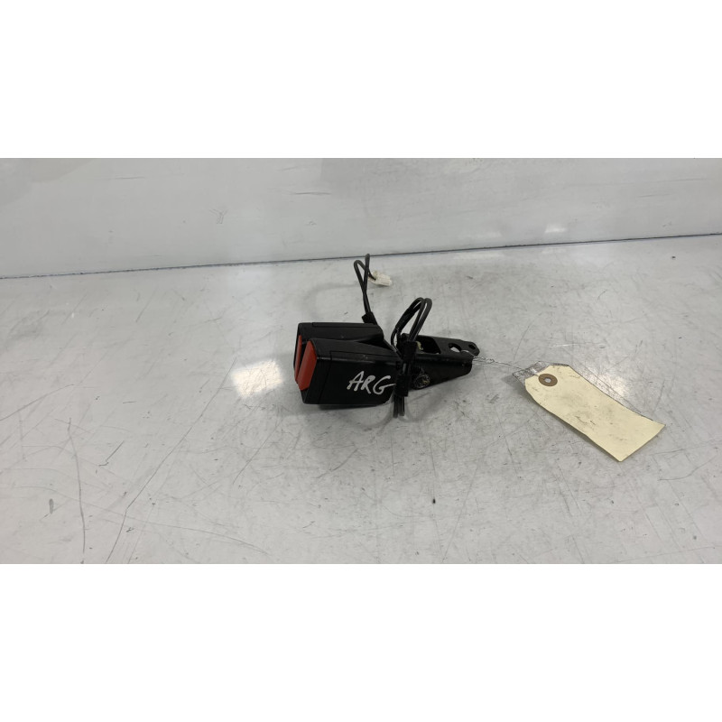 Attache ceinture arriere gauche PEUGEOT 508 1 SW Photo n°2