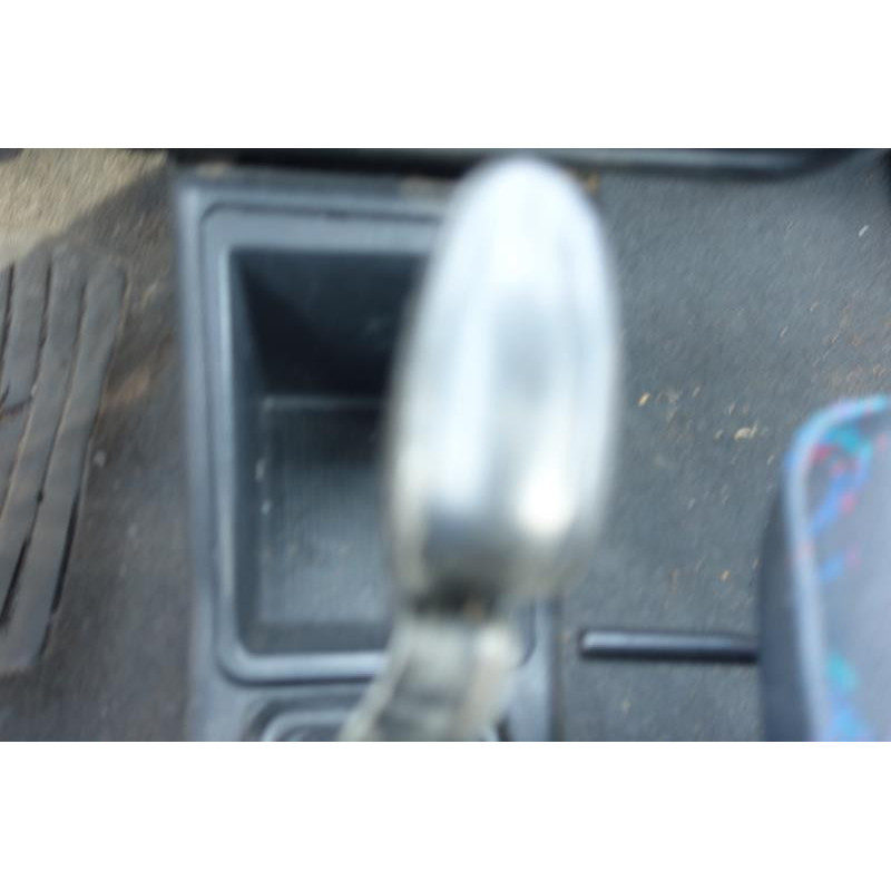 Attache ceinture arriere gauche CITROEN AX Photo n°11