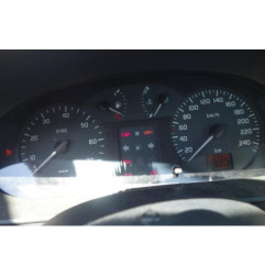 Ceinture arriere centrale RENAULT MEGANE 1