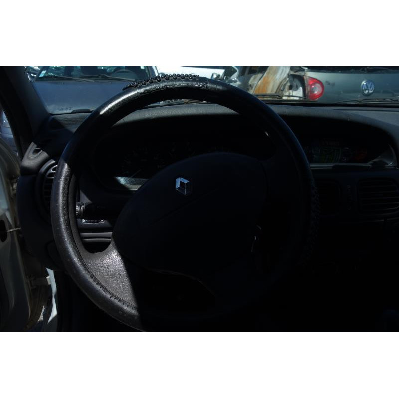 Ceinture arriere centrale RENAULT MEGANE 1 Photo n°8