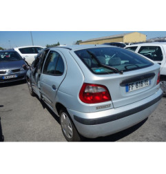Ceinture arriere centrale RENAULT MEGANE 1