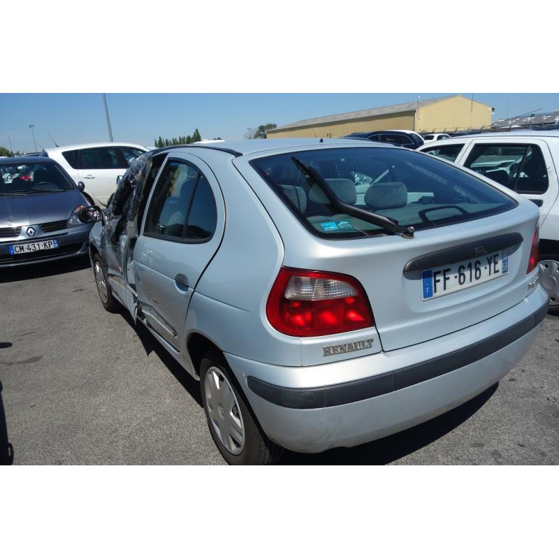 Ceinture arriere centrale RENAULT MEGANE 1 Photo n°12