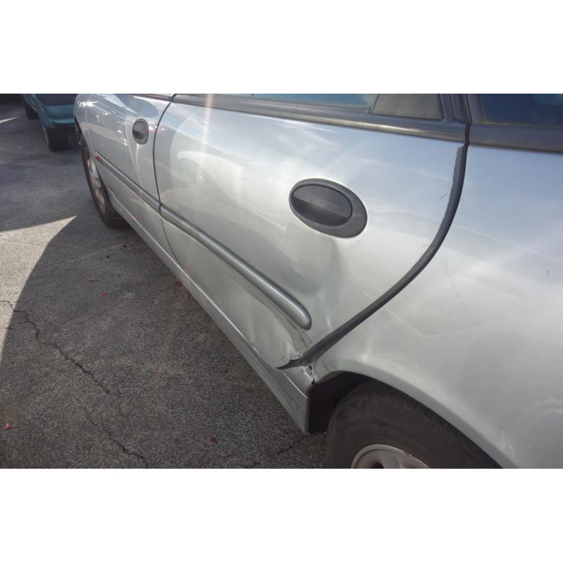 Vase de lave glace RENAULT LAGUNA 1 Photo n°8
