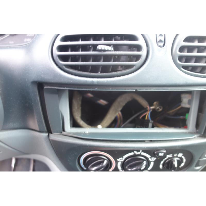 Calandre RENAULT SCENIC 1 Photo n°4
