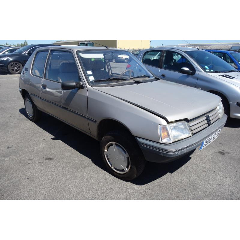 Ceinture avant droit PEUGEOT 205 Photo n°6