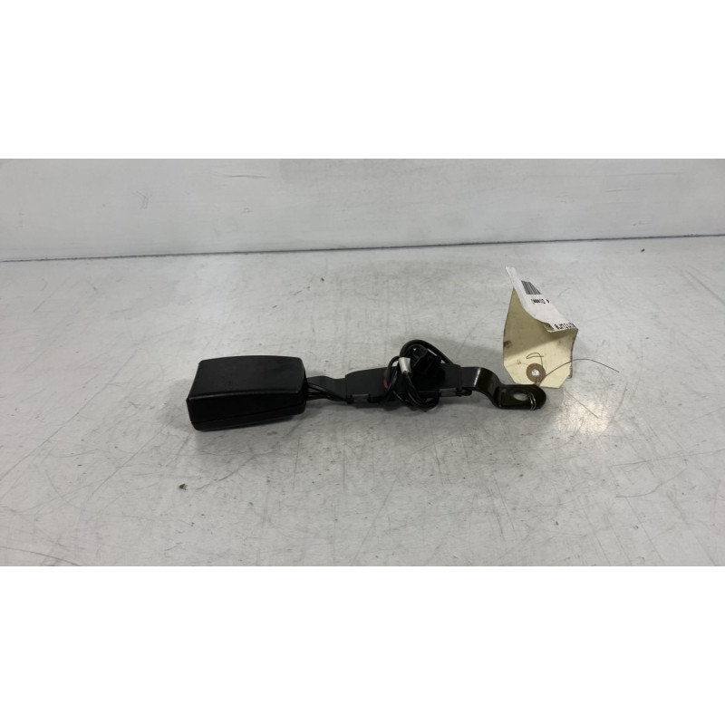 Attache ceinture avant droit SEAT IBIZA 4 Photo n°1