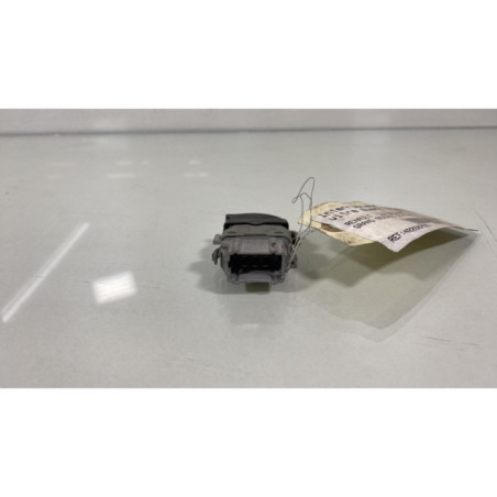 Interrupteur de leve vitre avant droit RENAULT GRAND SCENIC 2 Photo n°1