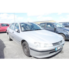 Attache ceinture arriere droit PEUGEOT 406