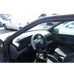Attache ceinture arriere droit PEUGEOT 406