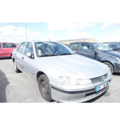 Attache ceinture arriere droit PEUGEOT 406