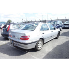 Attache ceinture arriere gauche PEUGEOT 406