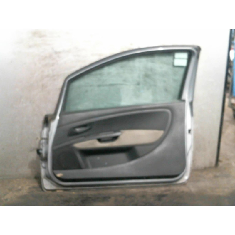 Porte avant droit FIAT GRANDE PUNTO Photo n°1