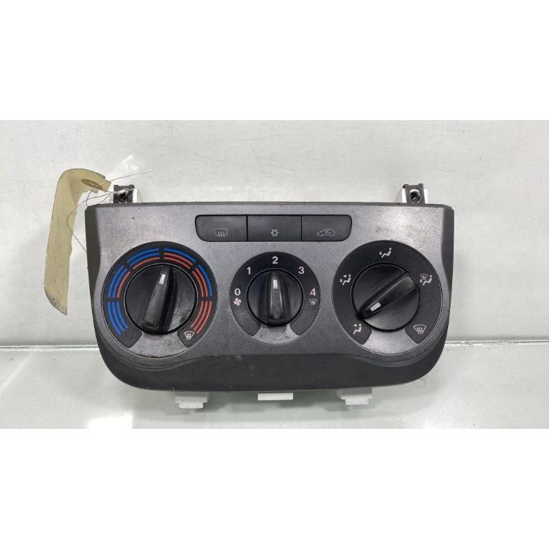Commande chauffage FIAT GRANDE PUNTO Photo n°2