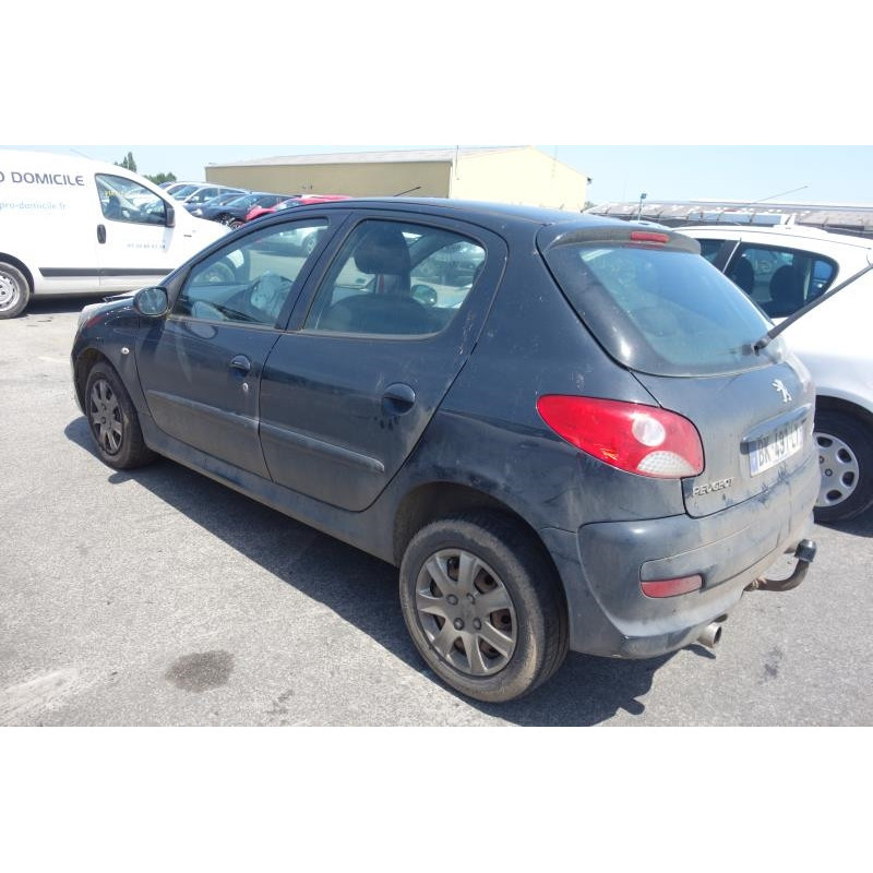 Sigle de calandre PEUGEOT 206+ Photo n°5