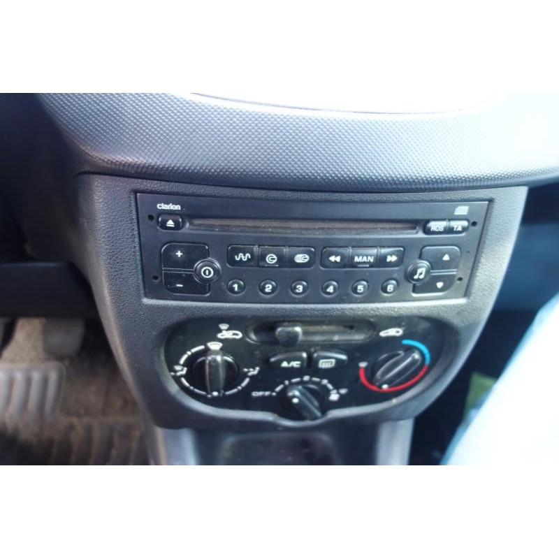 Sigle de calandre PEUGEOT 206+ Photo n°6