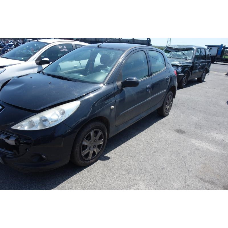 Sigle de calandre PEUGEOT 206+ Photo n°10
