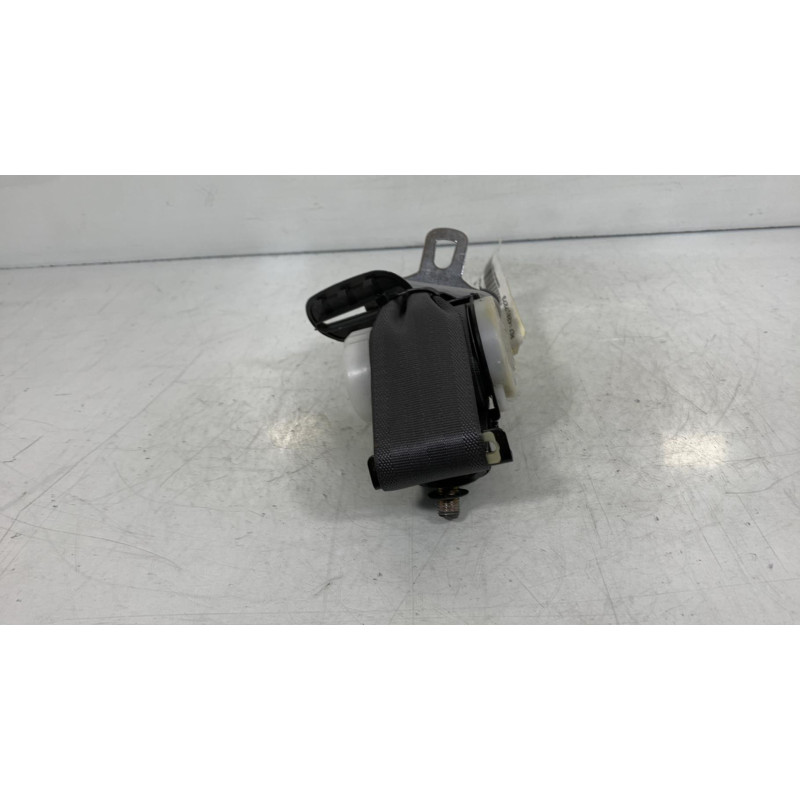 Ceinture arriere droit MITSUBISHI COLT 4 Photo n°3