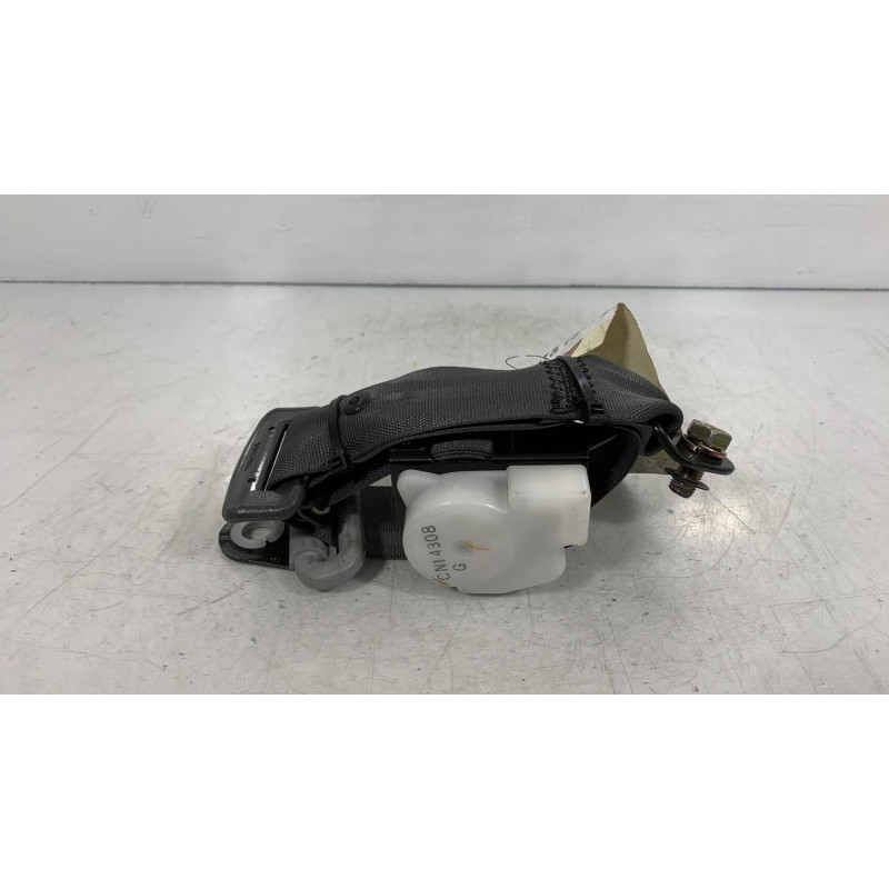 Ceinture arriere gauche MITSUBISHI COLT 4 Photo n°1