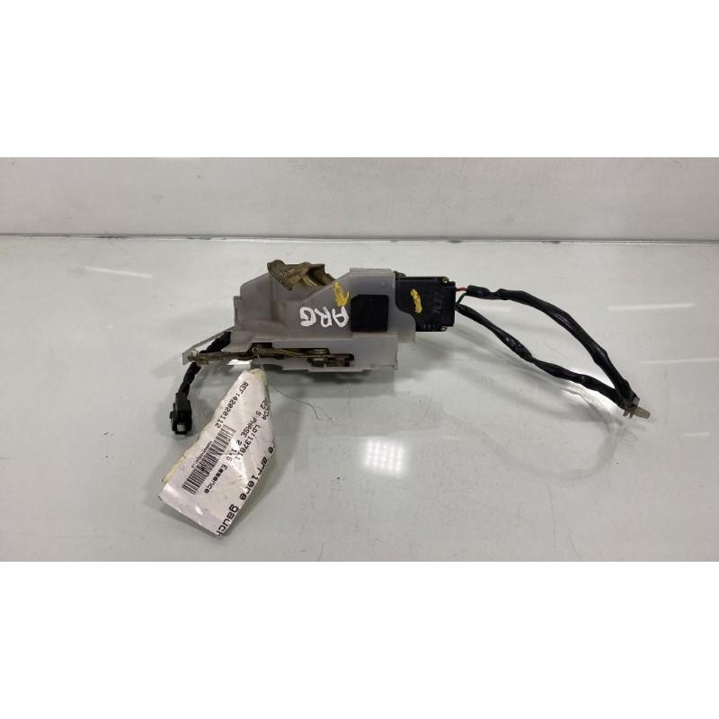 Serrure arriere gauche MAZDA 323 5 Photo n°3