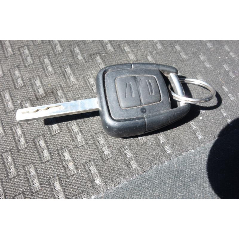 Capot OPEL ZAFIRA A Photo n°9