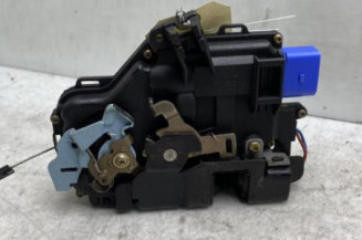 Serrure avant gauche VOLKSWAGEN GOLF 5