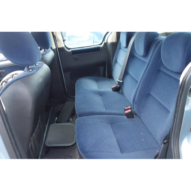 Attache ceinture arriere gauche PEUGEOT PARTNER 1 Photo n°5