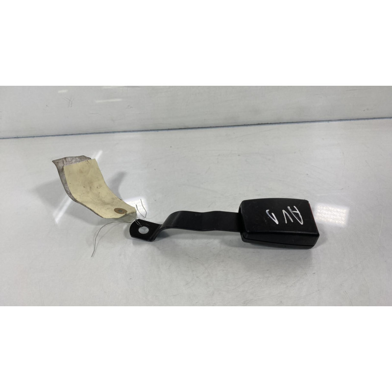 Attache ceinture avant droit VOLKSWAGEN FOX Photo n°1