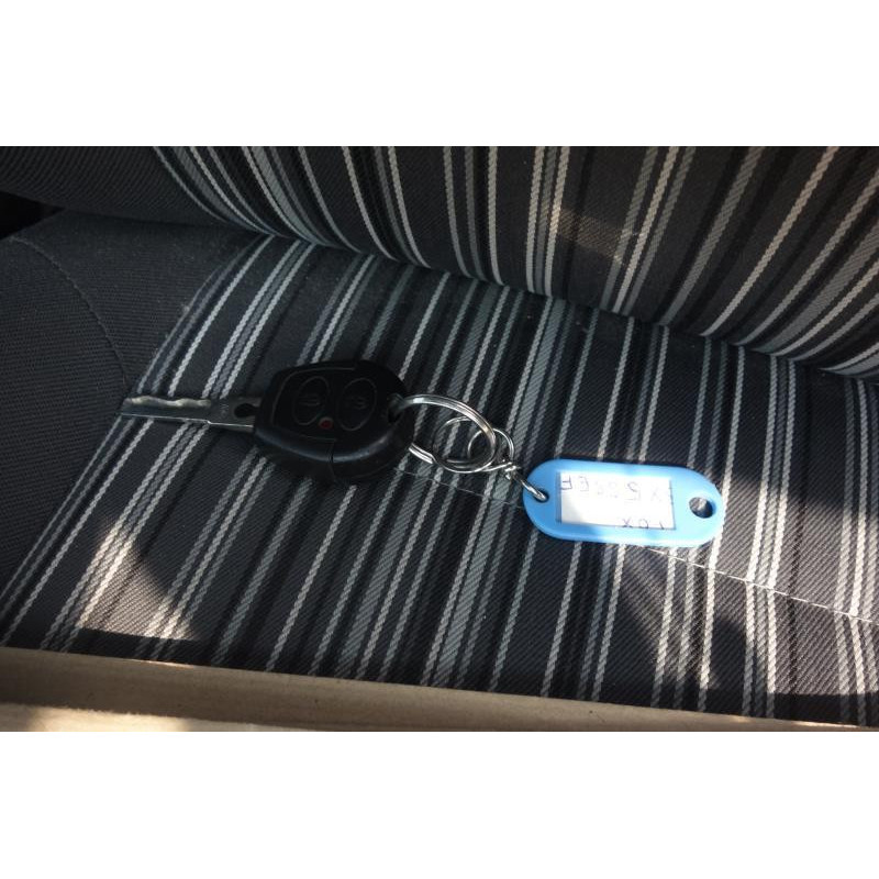Serrure avant droit VOLKSWAGEN FOX Photo n°13